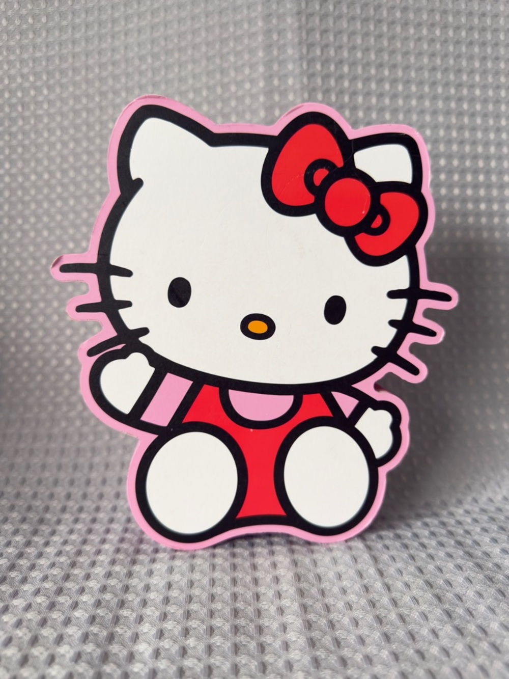 Hello Kitty Sanrio Wooden Wall Art Sign DieCut Decor Silver Buffalo Collectible
